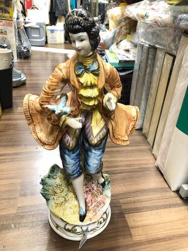 DANESE CAPODIMONTE 置物 レトロ 陶器　貴公子像 高さ60cm　アンティーク 堺市 石津　ジャングルジャングル石津