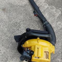 背負い式　エンジン　ブロワー