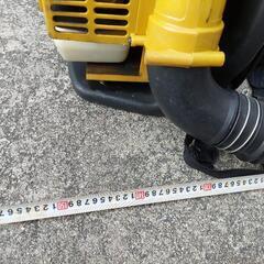 背負い式　エンジン　ブロワー