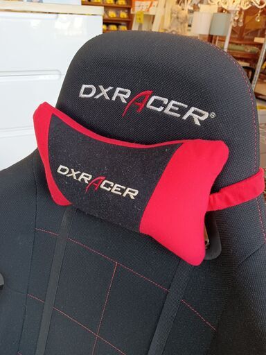 DXRACER　ゲーミングチェア　リクライニング　座面高調整可　ブラック　レッド　黒　赤　サイズ（約）幅65×奥55×高120　　■近隣配送無料 買取GO‼　栄和店