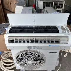 パナソニックエアコンCSー221CFR中古　工事可