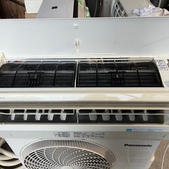 パナソニックエアコンCSー221CFR中古　工事可