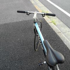 中古自転車３１９６　前後タイヤ新品！２０１５年頃モデル　ジャイアント　エスケープR３　７００×２８C　３×８段ギヤ　アルミフレーム　フレームサイズ４６５㎜　ワイヤー錠　ライトは付属していません