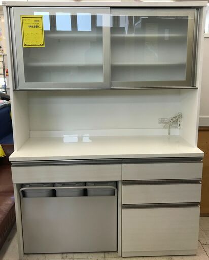 ニトリ　レンジボード　ホワイト　UP　LIGARE　幅(W)1400mm × 奥行(D)560mm × 高さ(H)1910mm
