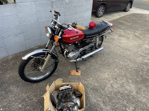 SUZUKI スズキ　2ST  GT125 予備のエンジンも有り