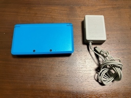 ニンテンドー3DS 充電器、ゲームソフト付き