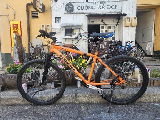 ＭＴＢ自転車　ＫＯＮＡ　２６インチ　3x8変速　フレーム　アルミ　オレンジ　配達可能