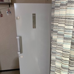 大型冷凍庫　ハイアール280L コストコ等のまとめ買いに便利