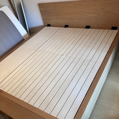 サニー　無印　キングサイズ　ベッドフレーム　オーク　ヘッドボード付き① サニー 無印 キングサイズ ベッドフレーム オーク ヘッドボード