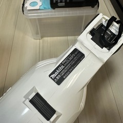 マキタ掃除機18Vバッテリー付き【CL282FD】