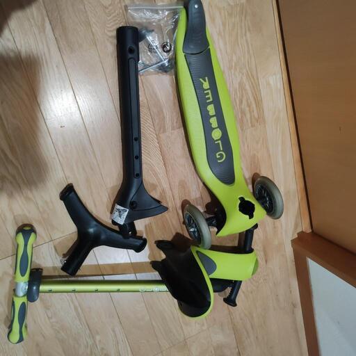 ステップアップ三輪車、キックスケーター