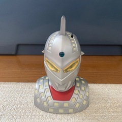 ウルトラセブン　貯金箱