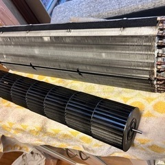 HITACHI 冷暖房エアコン取引中です　2.2k 標準設置まで致します