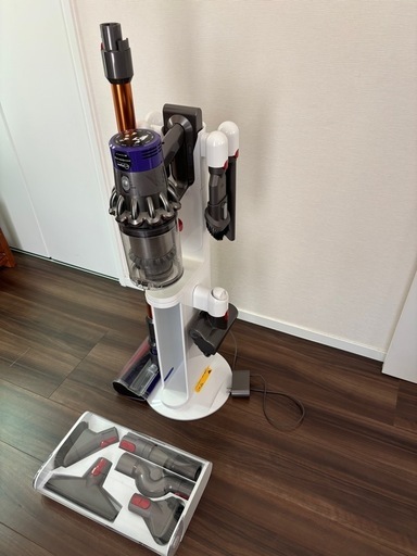 掃除機 Dyson cyclone v10 fluffy