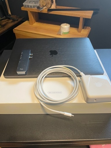 MacBook Pro 13インチ　2019