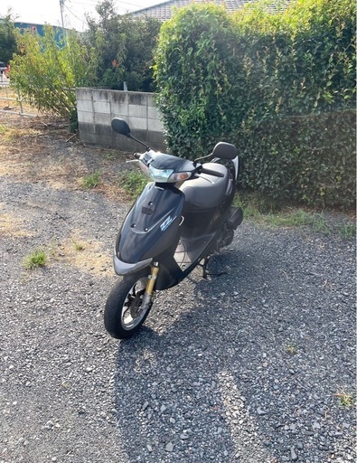 871.　動画あり　スズキ　ZZ  ジーツー 原付　2スト　バイク 50cc   車体