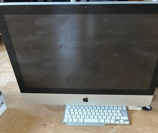 値下げします！iMac 21.5-inch, 500GB Late 2009 初期化済