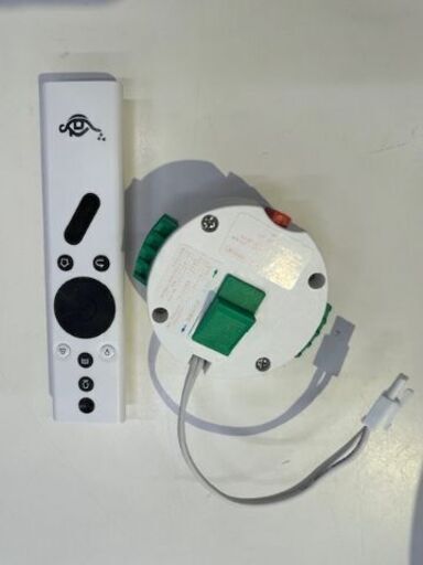 LEDシーリングライト一体型のプロジェクター「アラジンX2 Light 