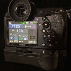 PENTAX ペンタックス  K-5  【バッテリーグリップ付属】ブラック 