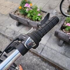 クロスバイク　７００ｘ２８ｃ　６変速　美品　配達可能