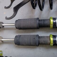 MILD DAMPER 減衰式 15段 プリウス３０ 車高調　ジャンク