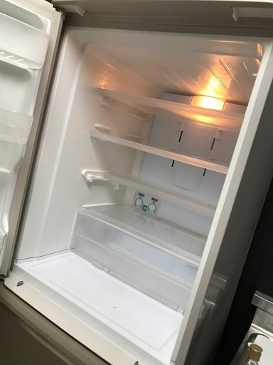 冷蔵庫SHARP2014年式 - 冷蔵庫 