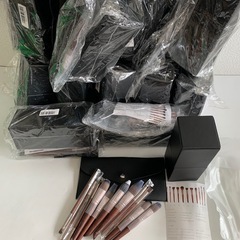 新品 豪華 化粧ブラシ15セット まとめ売り 11本 セット 合計15個