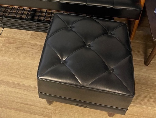 カリモク60 オットマン