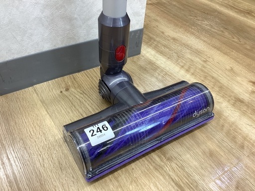 【取りに来られる方限定】dyson スティッククリーナー SV37