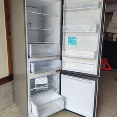 送料設置無料☆326L冷凍冷蔵庫 ハイアール 2021年製 ノンフロン 大容量 スマートデザイン JR-XP1F33A【美品中古品】熊本県内限定☆送料設置無料※離島不可