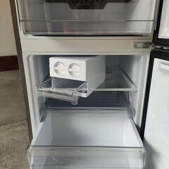 送料設置無料☆326L冷凍冷蔵庫 ハイアール 2021年製 ノンフロン 大容量