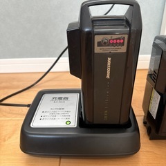 BRIDGESTONE 電動自転車用 充電器+バッテリー2つ BRIDGESTONE（ブリヂストン） 電動アシスト自転車 専用 充電器 B1 EBC