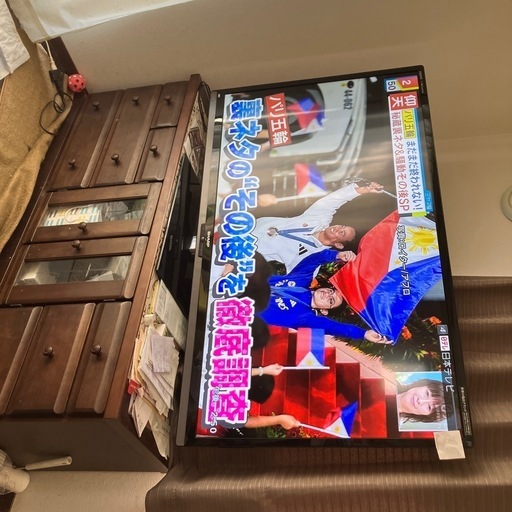 テレビと台のセット