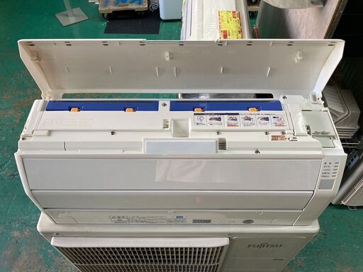 K05554　中古エアコン 富士通 2017年製 主に14畳用 冷房能力 4.0KW / 暖房能力 5.0KW