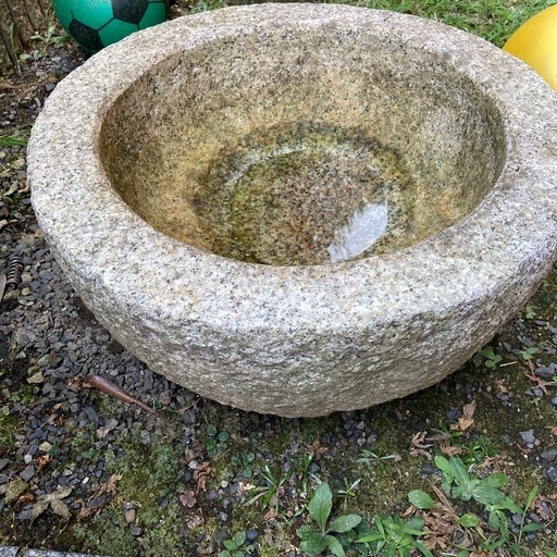 庭石、石うす