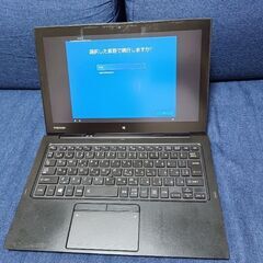 TOSHIBA Dynabook R82 Core M-5Y31 メモリ 4GB