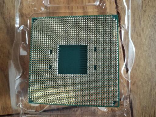 AMD RYZEN 7 3700x 【中古】