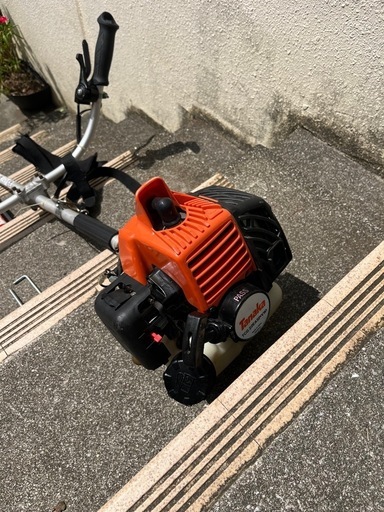 タナカ草刈機