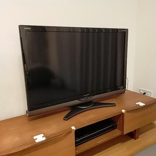 テレビ　LED AQUOS　40インチ