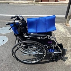 カドクラ 自走用車椅子 折りたたみ式 A101-AB