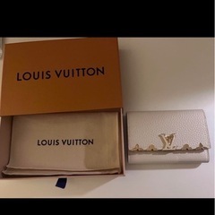 新品未使用ルイヴィトン財布　ほぼ半額で売ります！！