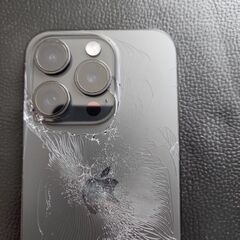 I phone 15pro 256GB 商談中お早めに