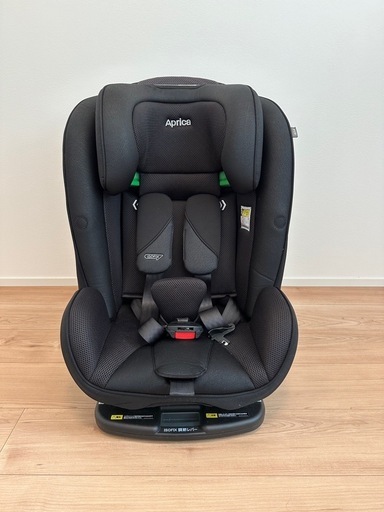 [専用]アップリカ フォームフィット ISOFIX セーフティープラス　メテオブラック　2022年11月購入