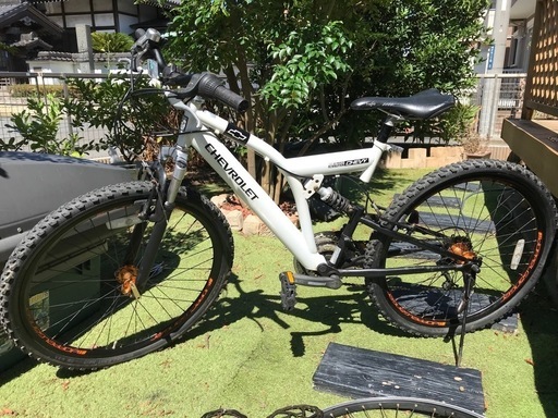 マウンテンバイク 26インチ 軽量 自転車 アウトドア ホワイトb1842