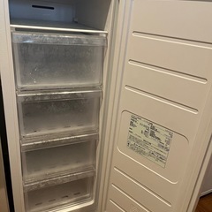  （決まりました
）2023年製　アイリスオーヤマ　冷凍庫80L　幅35.6㌢スリム冷凍庫　美品（9月16日に掲載終了予定）　