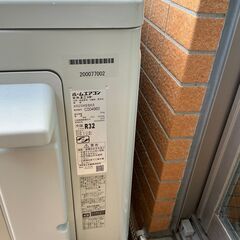 ダイキンルームエアコン　2.5kW　８畳用　暖房機能付き　分解清掃済み　室内機室外機セット