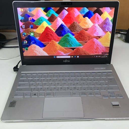 296 爆速激安小型ノートパソコン‼︎持ち運びに便利♪富士通Corei5/メモリ8GB /SSD256GB /オフィス付