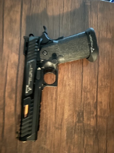 EMG TTI 2011 v2 CO2マガジンつき