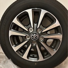 値下げしました！エスクァイア　新車外し　純正タイヤホイール４本