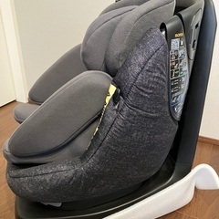 マキシコシ チャイルドシート 新生児用インサート付き